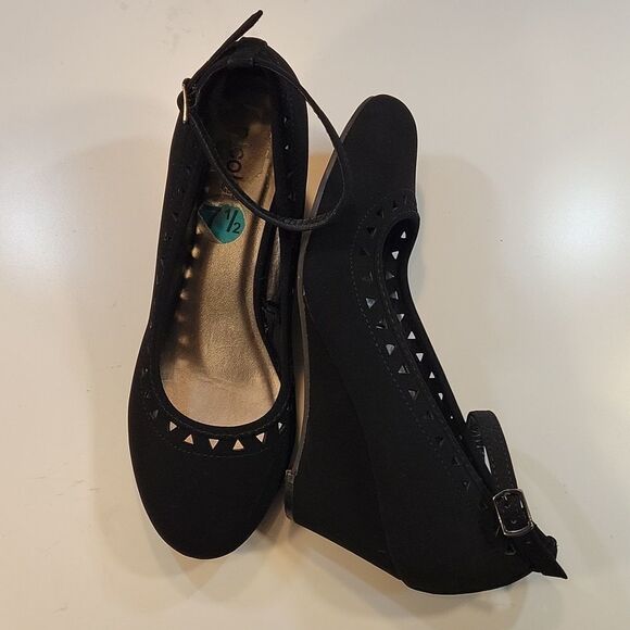 NICOLE NUBUCK FAUX SUEDE WOMEN"S ROUND TOE WEDGE HEEL SHOE - Picture 7 of 14